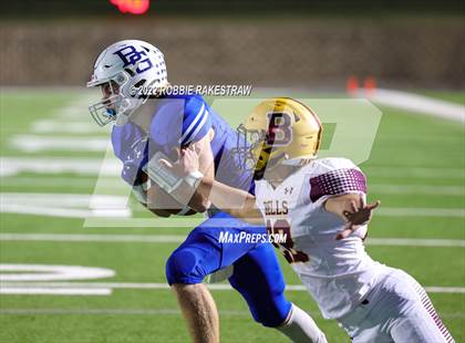 Thumbnail 3 in Bells vs. Blooming Grove (UIL 3A D-II Bi-District) photogallery.