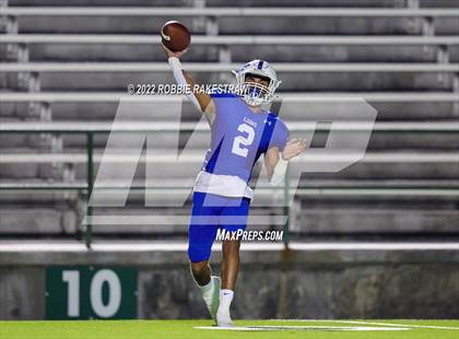 Thumbnail 1 in Bells vs. Blooming Grove (UIL 3A D-II Bi-District) photogallery.
