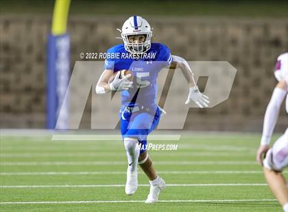 Thumbnail 1 in Bells vs. Blooming Grove (UIL 3A D-II Bi-District) photogallery.