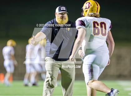 Thumbnail 2 in Bells vs. Blooming Grove (UIL 3A D-II Bi-District) photogallery.