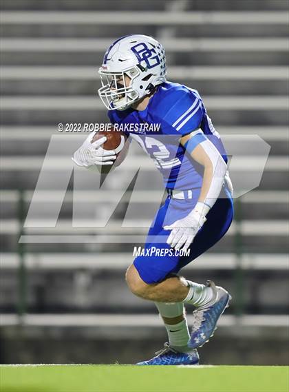 Thumbnail 3 in Bells vs. Blooming Grove (UIL 3A D-II Bi-District) photogallery.