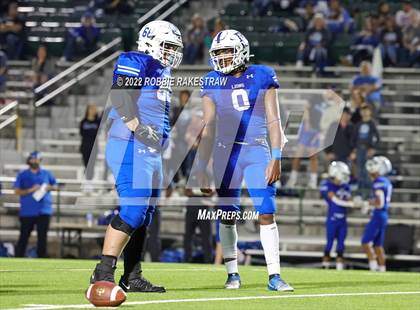 Thumbnail 3 in Bells vs. Blooming Grove (UIL 3A D-II Bi-District) photogallery.