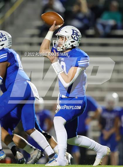 Thumbnail 2 in Bells vs. Blooming Grove (UIL 3A D-II Bi-District) photogallery.