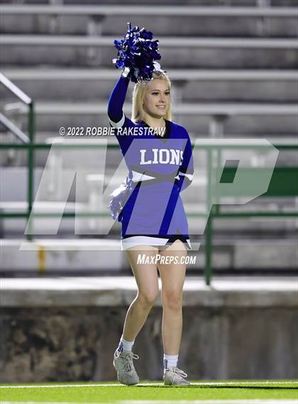 Thumbnail 1 in Bells vs. Blooming Grove (UIL 3A D-II Bi-District) photogallery.