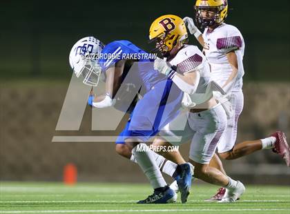 Thumbnail 2 in Bells vs. Blooming Grove (UIL 3A D-II Bi-District) photogallery.