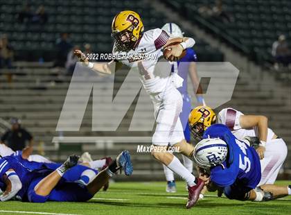 Thumbnail 1 in Bells vs. Blooming Grove (UIL 3A D-II Bi-District) photogallery.