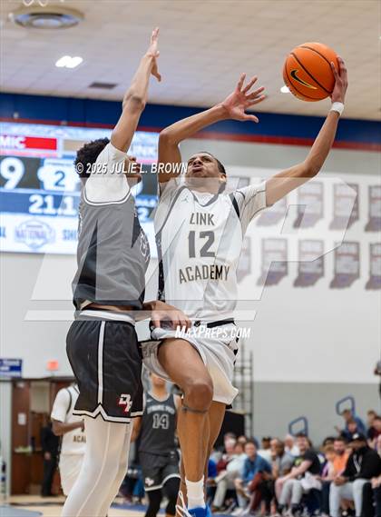 Thumbnail 2 in Dynamic Prep vs Link Academy (Chipotle Nationals Quarterfinal) photogallery.