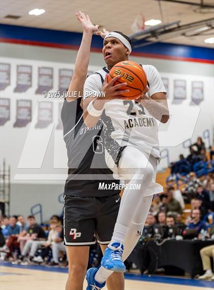 Thumbnail 1 in Dynamic Prep vs Link Academy (Chipotle Nationals Quarterfinal) photogallery.