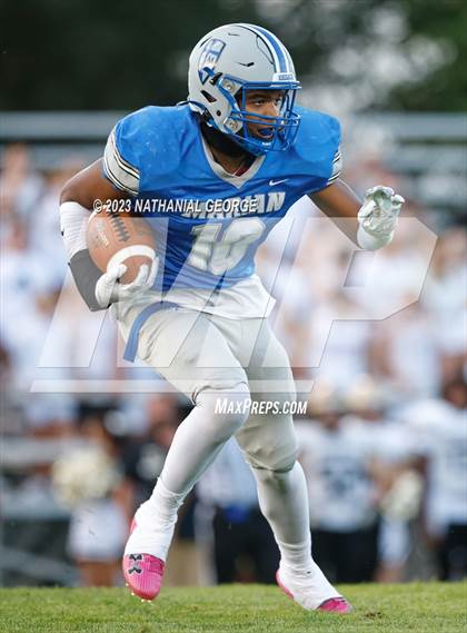 Thumbnail 2 in Penn @ Mishawaka Marian photogallery.