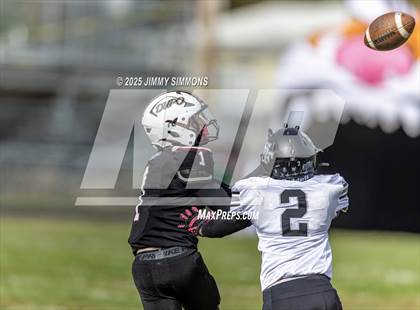 Thumbnail 3 in Dupo vs. Salt Fork (IHSA 1A First Round) photogallery.