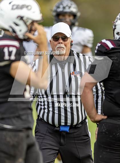 Thumbnail 2 in Dupo vs. Salt Fork (IHSA 1A First Round) photogallery.