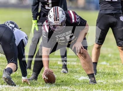 Thumbnail 3 in Dupo vs. Salt Fork (IHSA 1A First Round) photogallery.