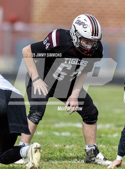 Thumbnail 2 in Dupo vs. Salt Fork (IHSA 1A First Round) photogallery.