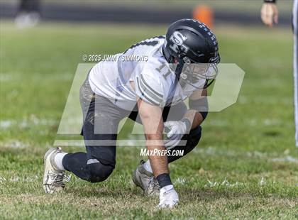 Thumbnail 1 in Dupo vs. Salt Fork (IHSA 1A First Round) photogallery.