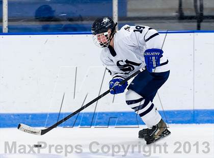 Thumbnail 3 in Noble & Greenough vs St. Mark's (Harrington Invitational) photogallery.