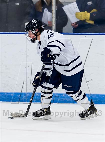 Thumbnail 2 in Noble & Greenough vs St. Mark's (Harrington Invitational) photogallery.