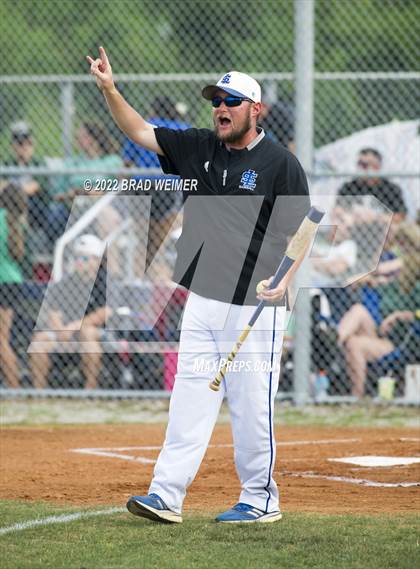 Thumbnail 1 in South Terrebonne @ South Lafourche (LHSAA 4A Quarterfinal) photogallery.