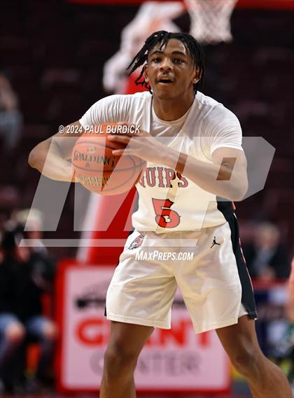 Thumbnail 3 in Holy Cross vs. Aliquippa (PIAA 2A Championship) photogallery.