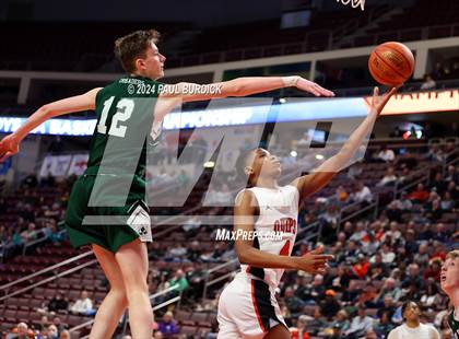 Thumbnail 3 in Holy Cross vs. Aliquippa (PIAA 2A Championship) photogallery.