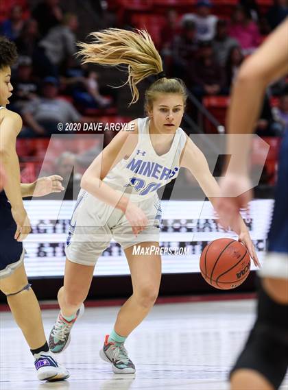 Thumbnail 2 in Copper Hills vs. Bingham (UHSAA 6A Semifinal) photogallery.