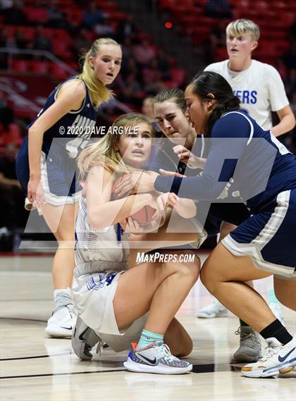 Thumbnail 3 in Copper Hills vs. Bingham (UHSAA 6A Semifinal) photogallery.