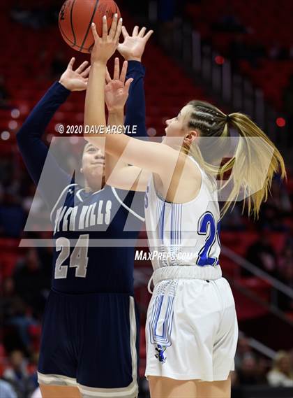 Thumbnail 1 in Copper Hills vs. Bingham (UHSAA 6A Semifinal) photogallery.