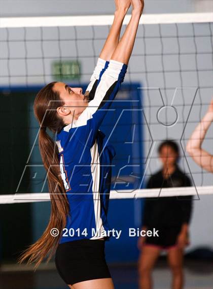 Thumbnail 1 in Sierra @ Kimball photogallery.