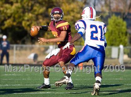 Thumbnail 2 in DeMatha @ Bishop McNamara photogallery.
