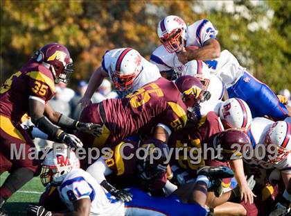 Thumbnail 1 in DeMatha @ Bishop McNamara photogallery.