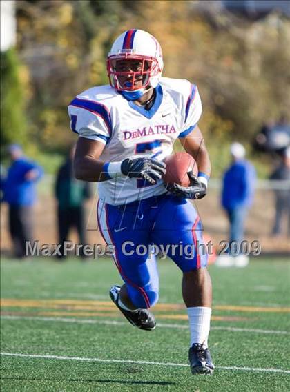 Thumbnail 2 in DeMatha @ Bishop McNamara photogallery.