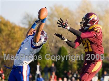 Thumbnail 1 in DeMatha @ Bishop McNamara photogallery.