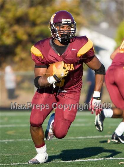 Thumbnail 2 in DeMatha @ Bishop McNamara photogallery.