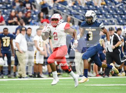 Thumbnail 3 in Cypress Ranch vs Katy (UIL 6A D1 Quarterfinal) photogallery.