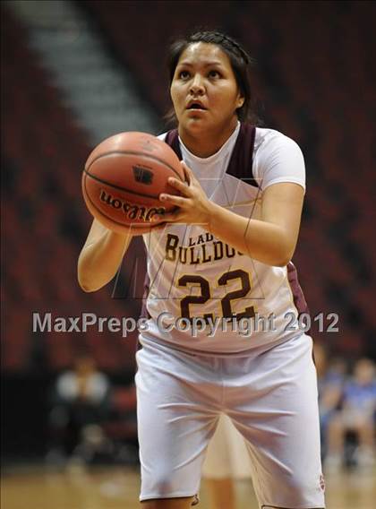 Thumbnail 1 in Winslow vs. Tuba City (AIA D3 Semifinals) photogallery.