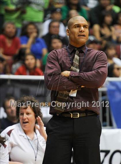 Thumbnail 2 in Winslow vs. Tuba City (AIA D3 Semifinals) photogallery.