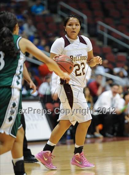 Thumbnail 1 in Winslow vs. Tuba City (AIA D3 Semifinals) photogallery.