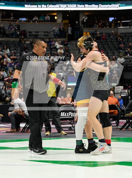 Thumbnail 2 in CHSAA State Championship - 4A Quarterfinals photogallery.