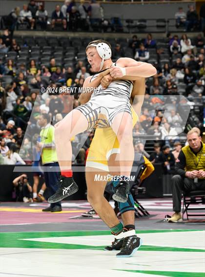 Thumbnail 2 in CHSAA State Championship - 4A Quarterfinals photogallery.