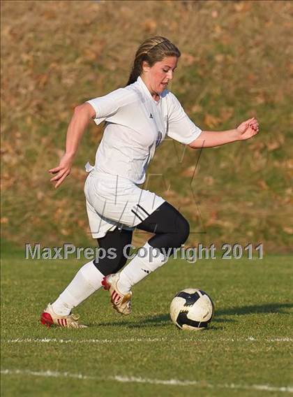 Thumbnail 2 in Loomis Chaffee @ Noble & Greenough photogallery.