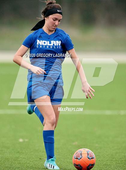 Thumbnail 1 in Nolan Catholic vs Mount Carmel (National Elite Prep Showcase) photogallery.