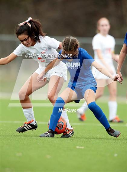 Thumbnail 3 in Nolan Catholic vs Mount Carmel (National Elite Prep Showcase) photogallery.
