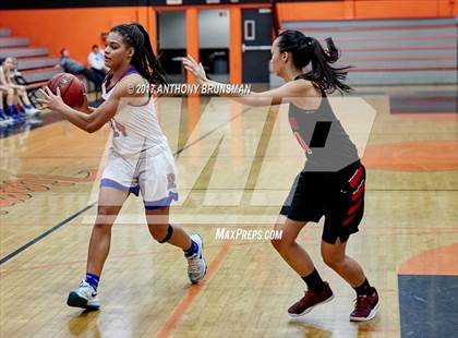Thumbnail 3 in Reno vs. North Medford (Roseville Elite Showcase) photogallery.