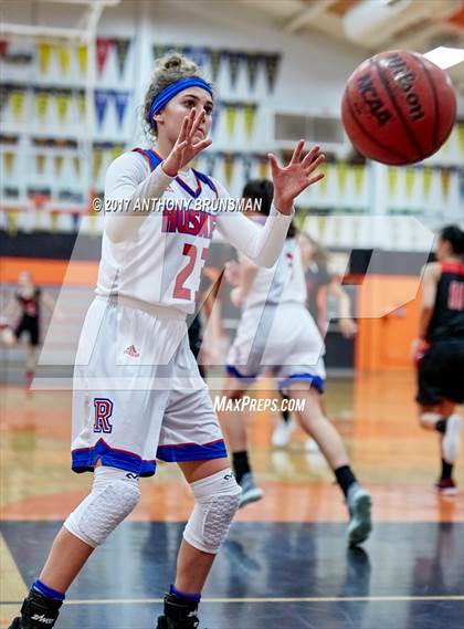 Thumbnail 3 in Reno vs. North Medford (Roseville Elite Showcase) photogallery.