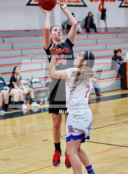 Thumbnail 2 in Reno vs. North Medford (Roseville Elite Showcase) photogallery.