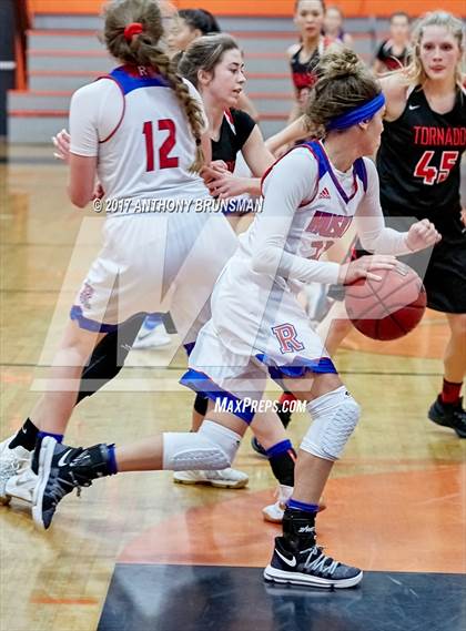 Thumbnail 2 in Reno vs. North Medford (Roseville Elite Showcase) photogallery.