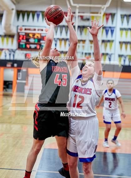 Thumbnail 2 in Reno vs. North Medford (Roseville Elite Showcase) photogallery.