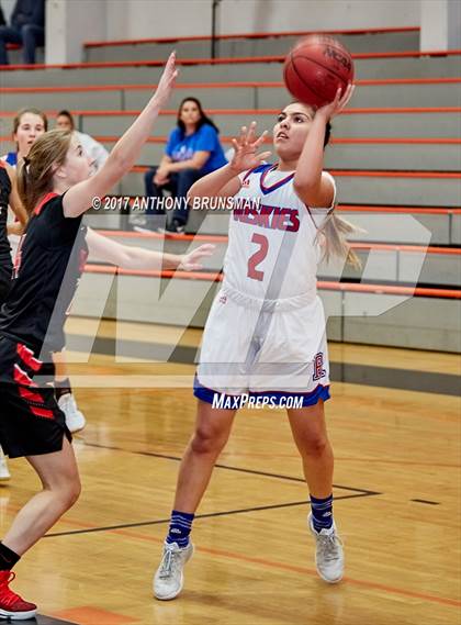 Thumbnail 3 in Reno vs. North Medford (Roseville Elite Showcase) photogallery.