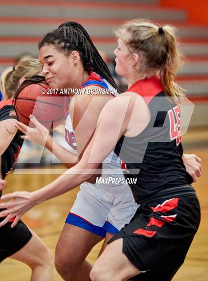 Thumbnail 1 in Reno vs. North Medford (Roseville Elite Showcase) photogallery.