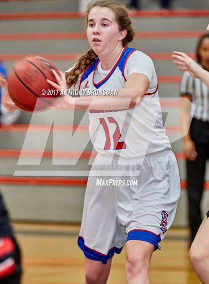 Thumbnail 3 in Reno vs. North Medford (Roseville Elite Showcase) photogallery.