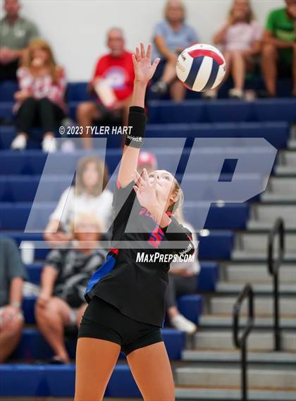 Thumbnail 1 in Plainfield @ Tri-West Hendricks photogallery.